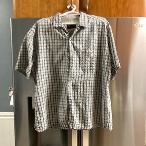 Outdoors unlimited by Pacific Trail black and white shirt